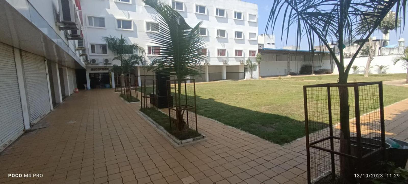 Hotel Shri Vardhan Удджайн Екстер'єр фото
